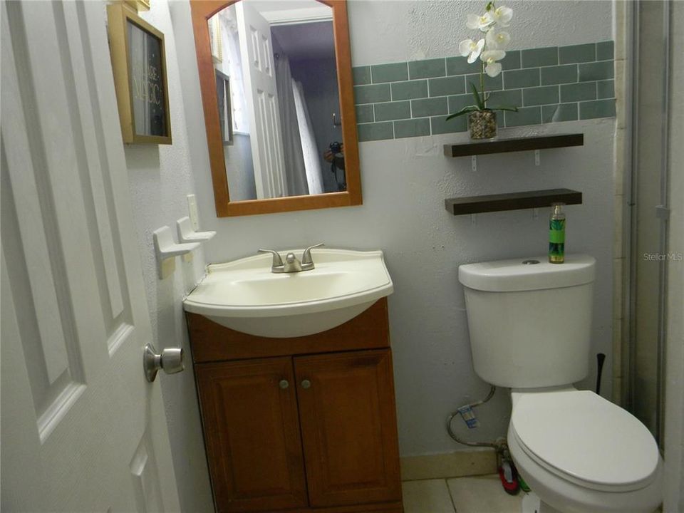 For Sale: $277,500 (3 beds, 2 baths, 1111 Square Feet)