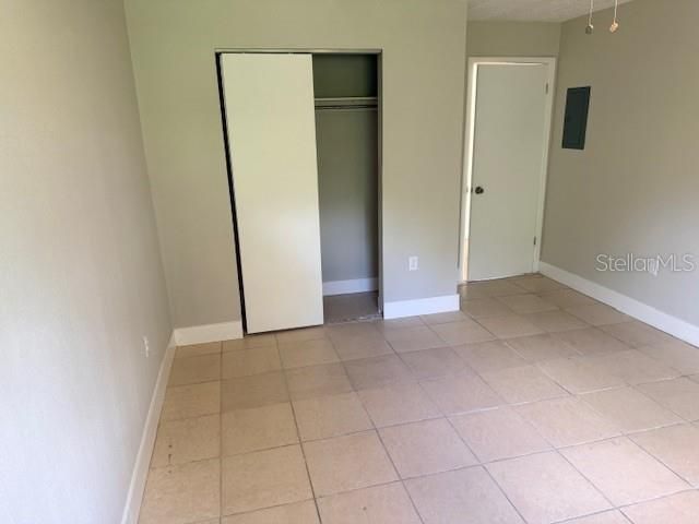 For Rent: $1,250 (2 beds, 1 baths, 900 Square Feet)