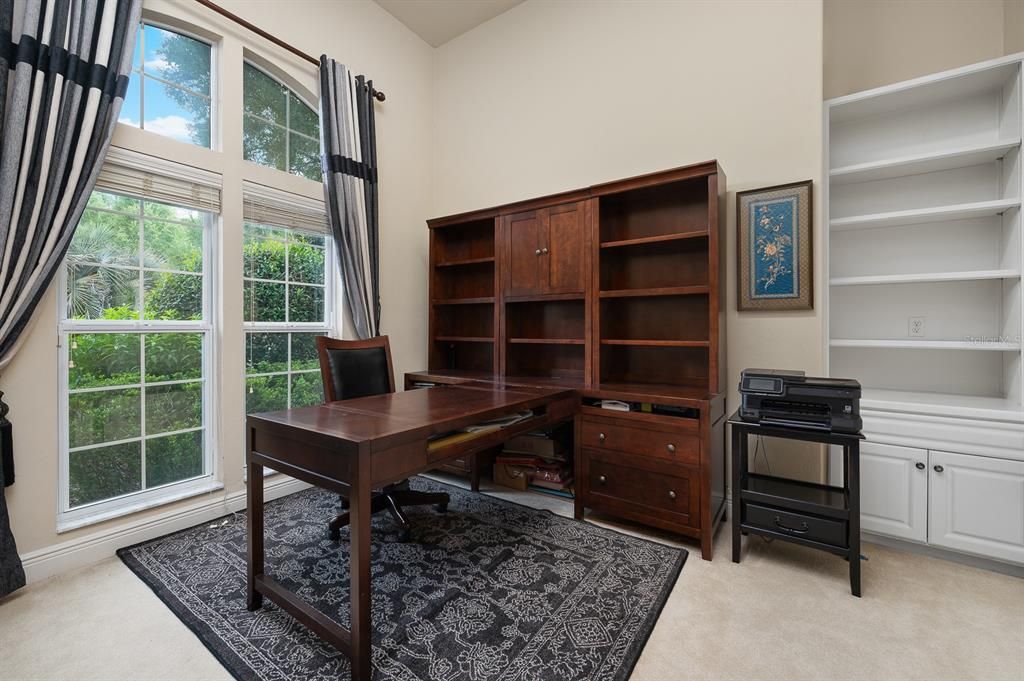 合同活跃: $875,000 (5 贝兹, 5 浴室, 3796 平方英尺)