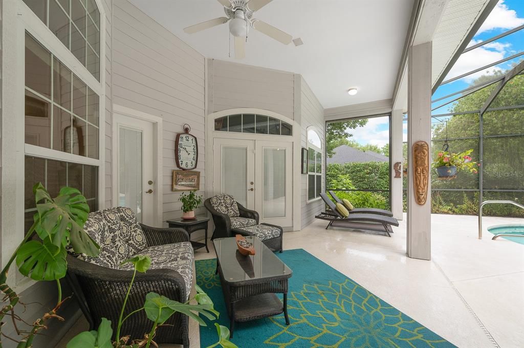 合同活跃: $875,000 (5 贝兹, 5 浴室, 3796 平方英尺)