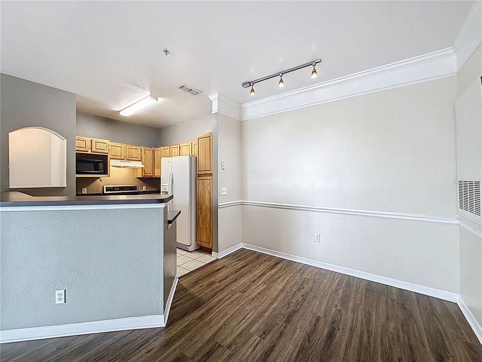 En Renta: $1,550 (2 camas, 1 baños, 1035 Pies cuadrados)