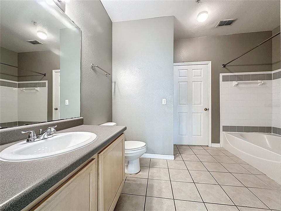 En Renta: $1,550 (2 camas, 1 baños, 1035 Pies cuadrados)