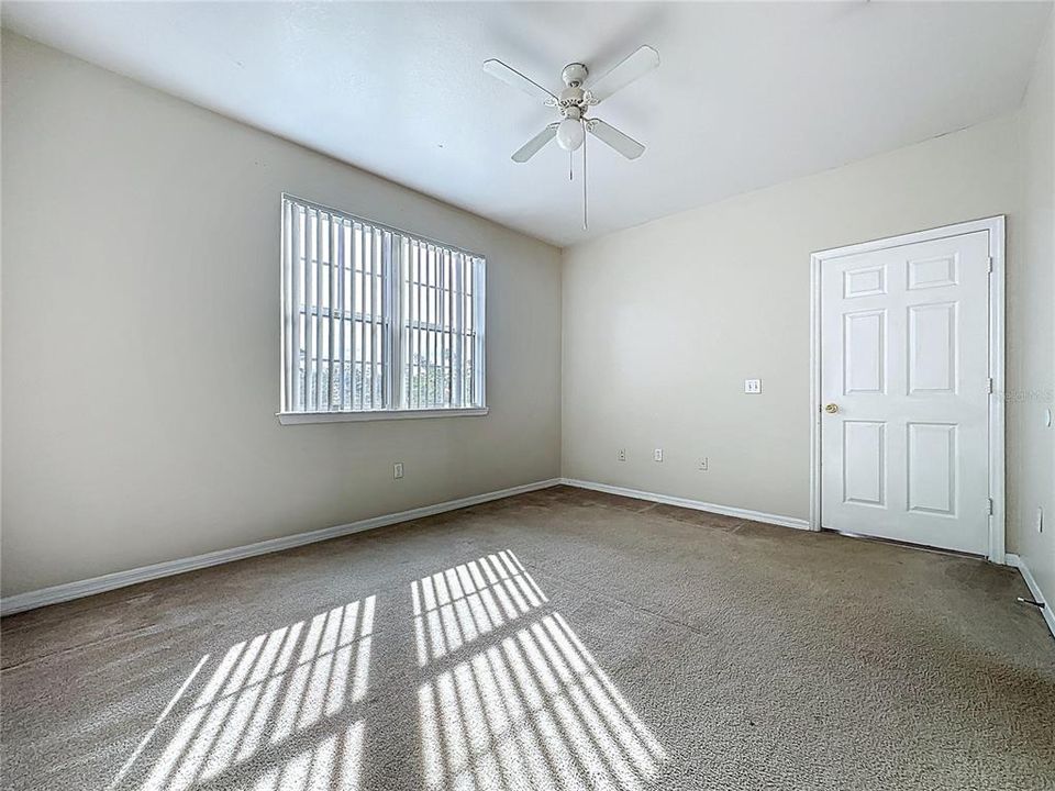 En Renta: $1,550 (2 camas, 1 baños, 1035 Pies cuadrados)