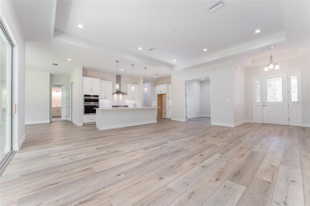 For Sale: $619,900 (3 beds, 3 baths, 2606 Square Feet)