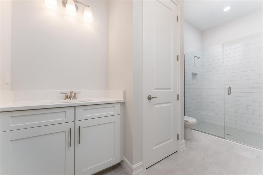 For Sale: $619,900 (3 beds, 3 baths, 2606 Square Feet)