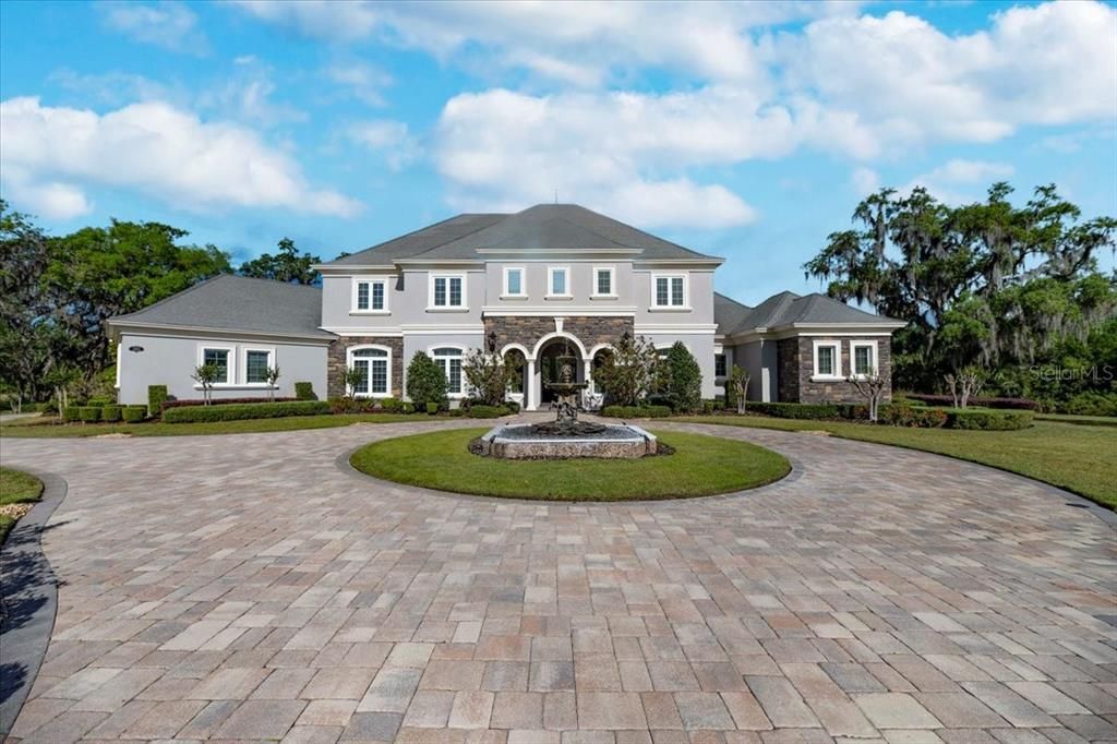 Recently Sold: $2,700,000 (5 beds, 4 baths, 6385 Square Feet)