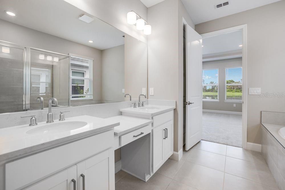 Active With Contract: $549,000 (4 beds, 3 baths, 3053 Square Feet)