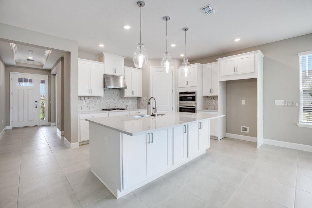 Active With Contract: $549,000 (4 beds, 3 baths, 3053 Square Feet)