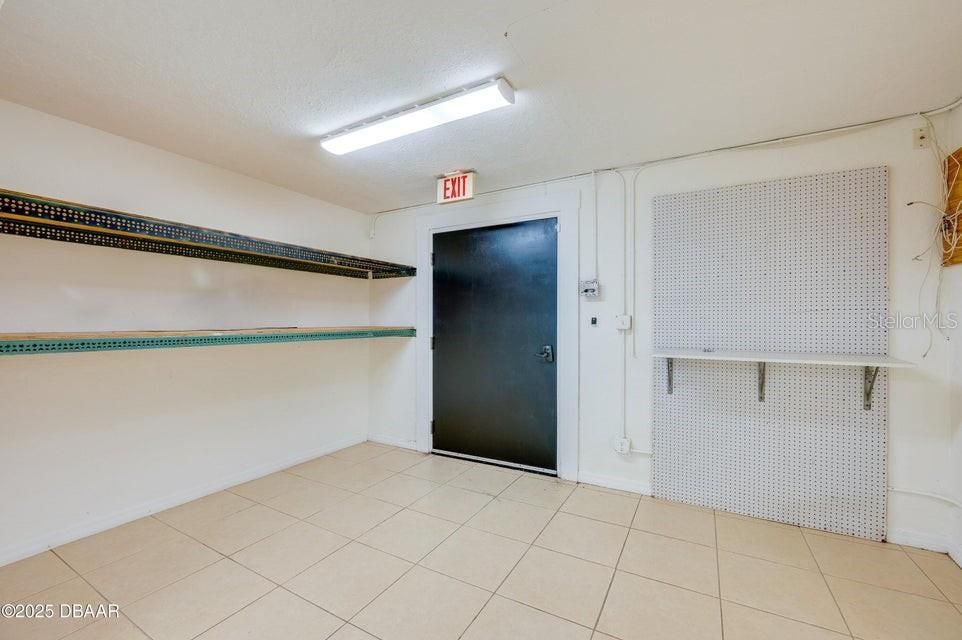 待售: $31,800 (0 贝兹, 0 浴室, 2282 平方英尺)