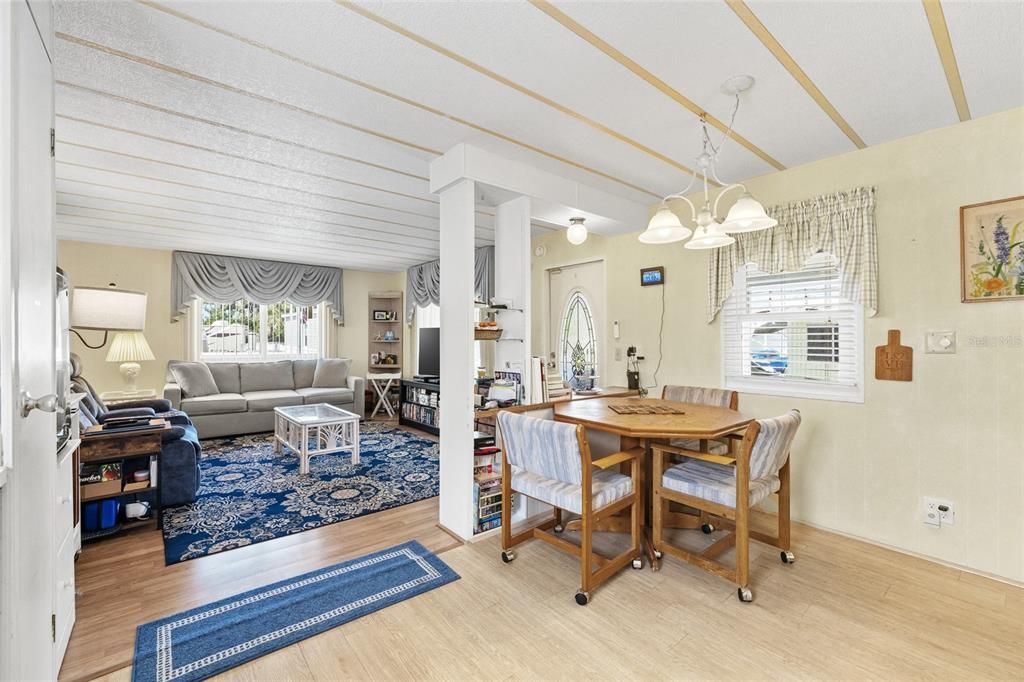 En Venta: $89,000 (2 camas, 1 baños, 672 Pies cuadrados)