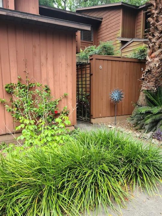 Recently Rented: $1,450 (2 beds, 2 baths, 1106 Square Feet)