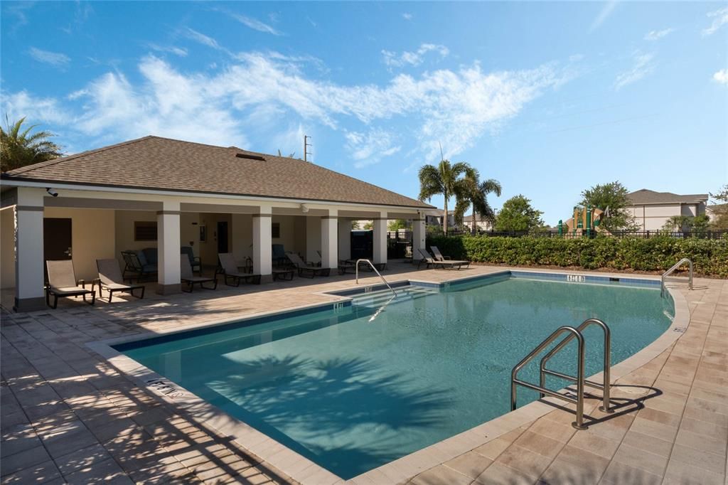 Active With Contract: $360,000 (3 beds, 2 baths, 1714 Square Feet)