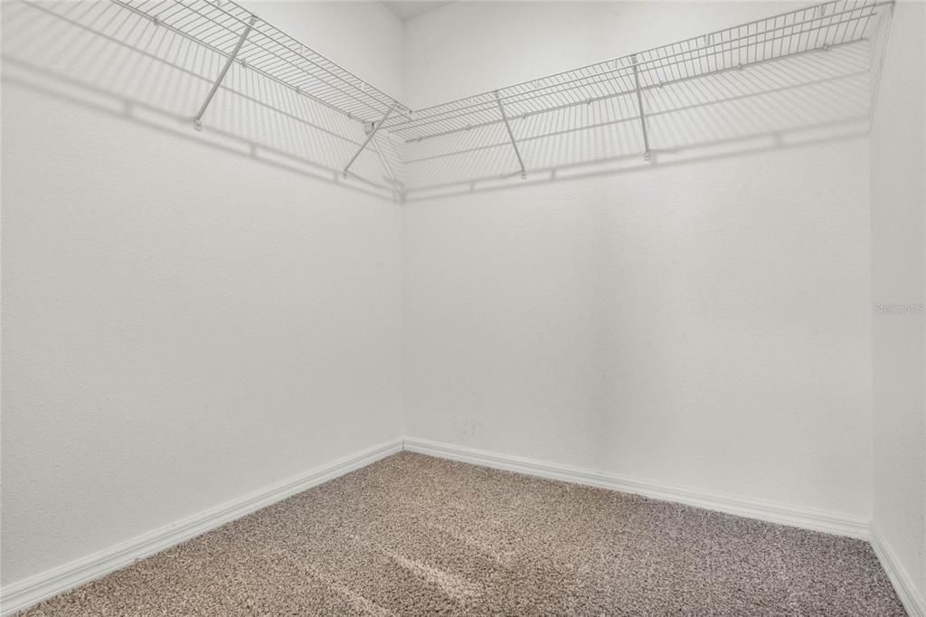 Active With Contract: $360,000 (3 beds, 2 baths, 1714 Square Feet)