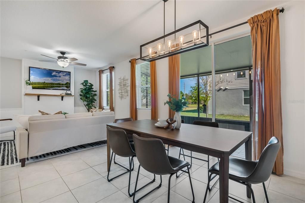 Active With Contract: $360,000 (3 beds, 2 baths, 1714 Square Feet)