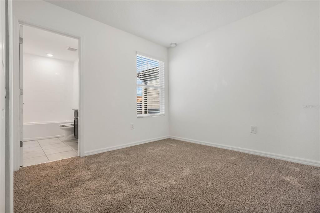 Active With Contract: $360,000 (3 beds, 2 baths, 1714 Square Feet)