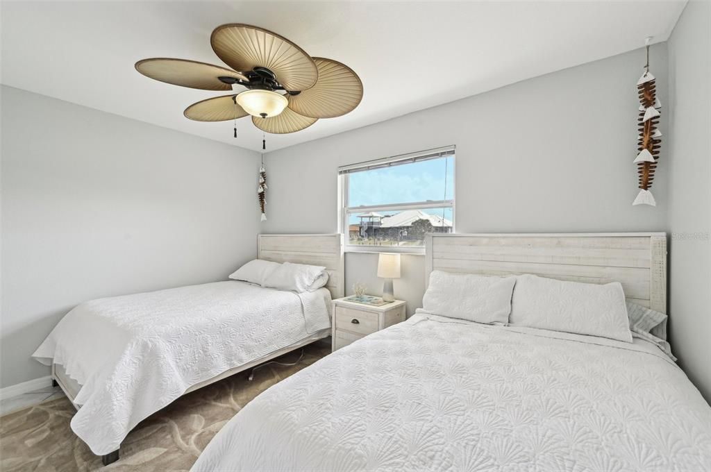 Под контрактом: $499,000 (2 спален, 2 ванн, 1516 Квадратных фут)