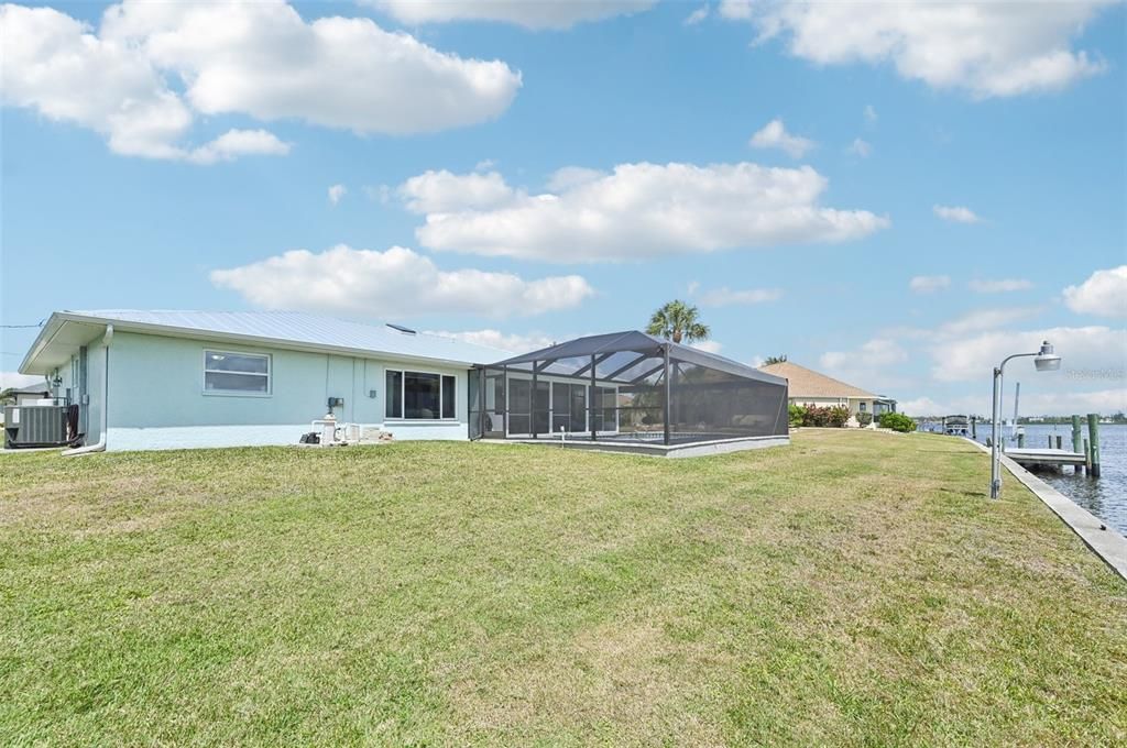 Под контрактом: $499,000 (2 спален, 2 ванн, 1516 Квадратных фут)