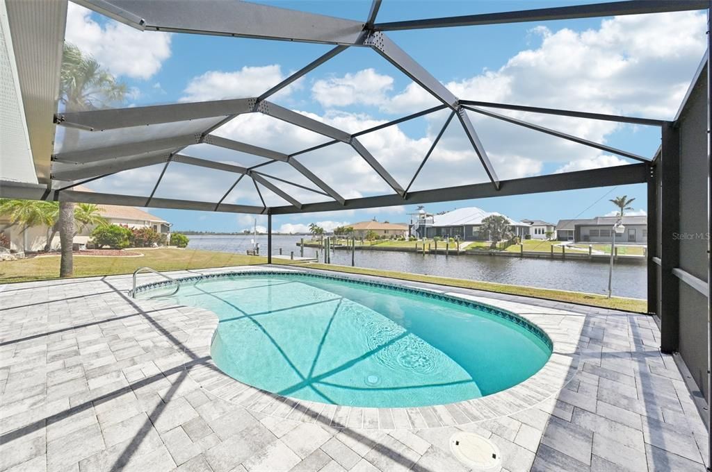 Под контрактом: $499,000 (2 спален, 2 ванн, 1516 Квадратных фут)