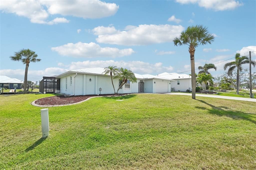 Под контрактом: $499,000 (2 спален, 2 ванн, 1516 Квадратных фут)