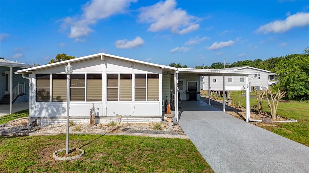 На продажу: $139,000 (2 спален, 2 ванн, 1040 Квадратных фут)