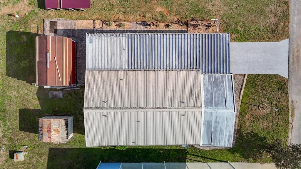 На продажу: $139,000 (2 спален, 2 ванн, 1040 Квадратных фут)