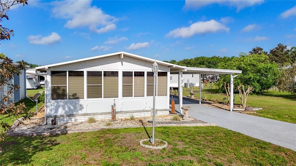 На продажу: $139,000 (2 спален, 2 ванн, 1040 Квадратных фут)