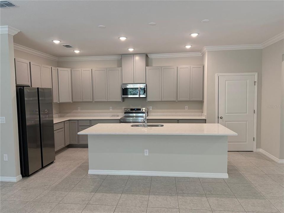 Recently Sold: $350,900 (4 beds, 2 baths, 2151 Square Feet)