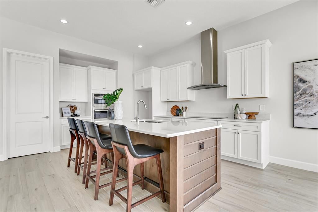 待售: $724,990 (3 贝兹, 3 浴室, 2853 平方英尺)