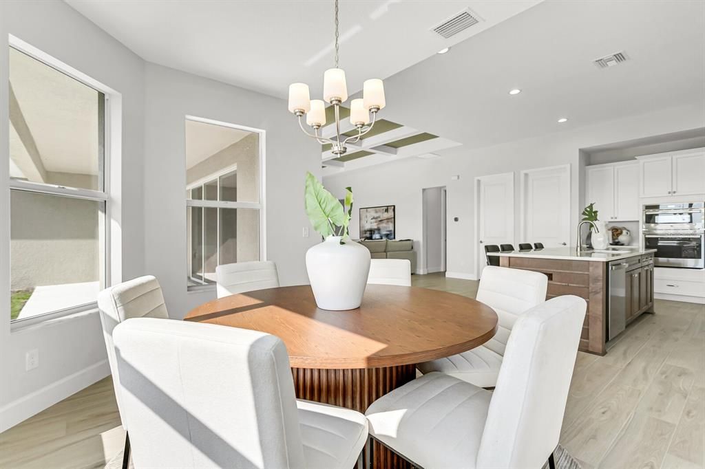 待售: $724,990 (3 贝兹, 3 浴室, 2853 平方英尺)