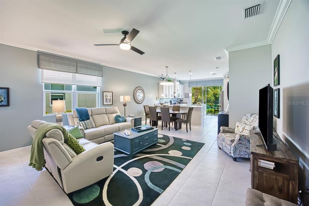 待售: $344,900 (2 贝兹, 2 浴室, 1544 平方英尺)