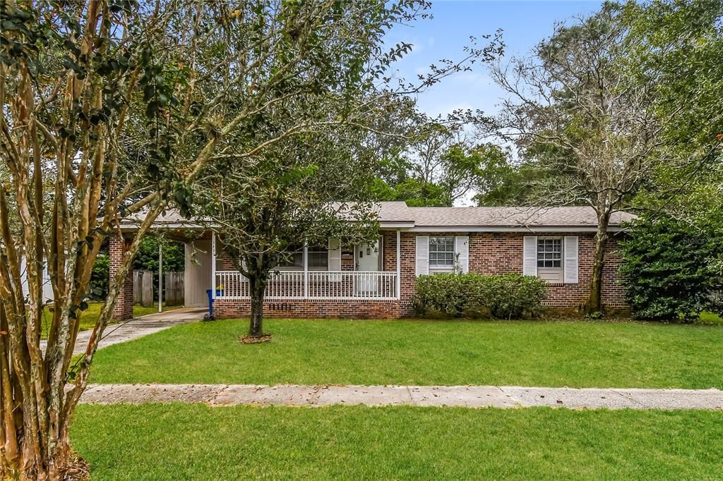 Recently Sold: $259,000 (3 beds, 1 baths, 1471 Square Feet)