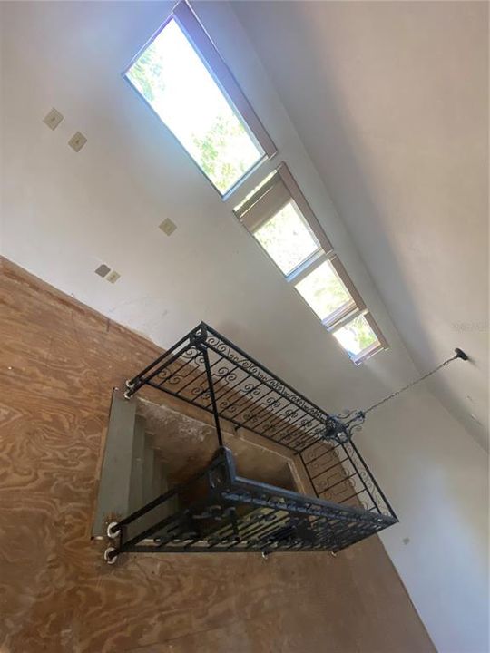 En Venta: $550,000 (4 camas, 3 baños, 3663 Pies cuadrados)