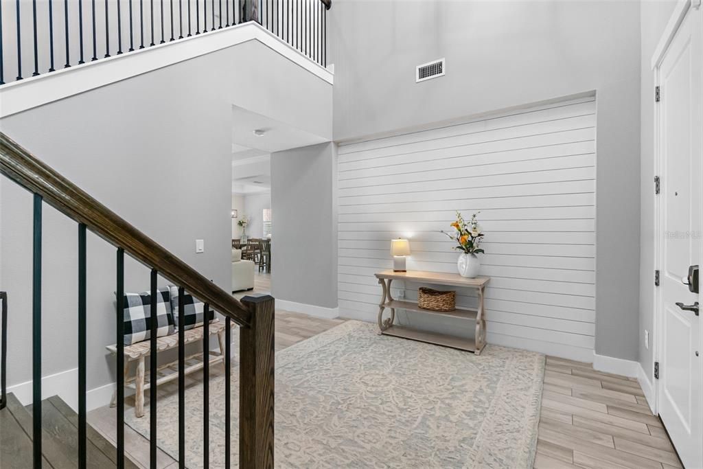 Activo con contrato: $1,050,000 (5 camas, 3 baños, 3938 Pies cuadrados)