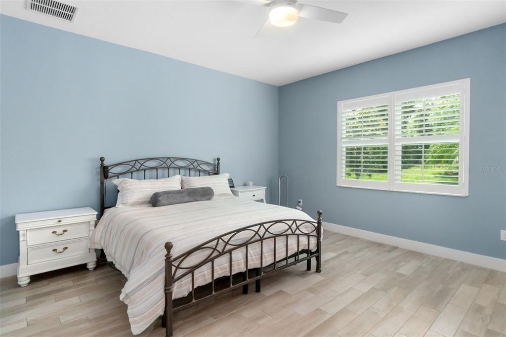 Activo con contrato: $1,050,000 (5 camas, 3 baños, 3938 Pies cuadrados)