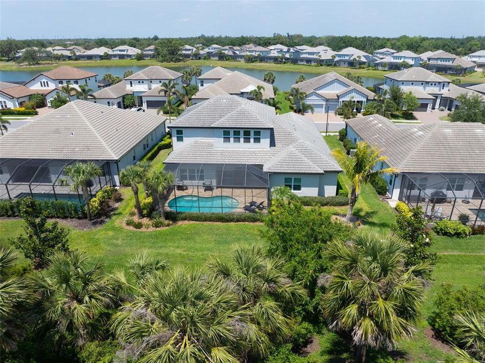 Activo con contrato: $1,050,000 (5 camas, 3 baños, 3938 Pies cuadrados)