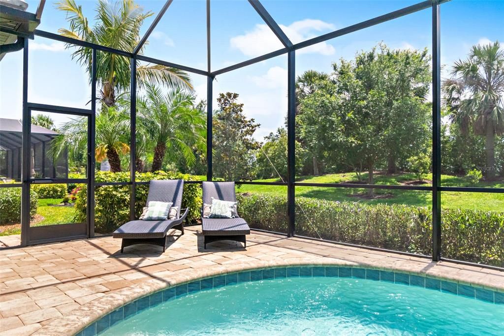 Activo con contrato: $1,050,000 (5 camas, 3 baños, 3938 Pies cuadrados)