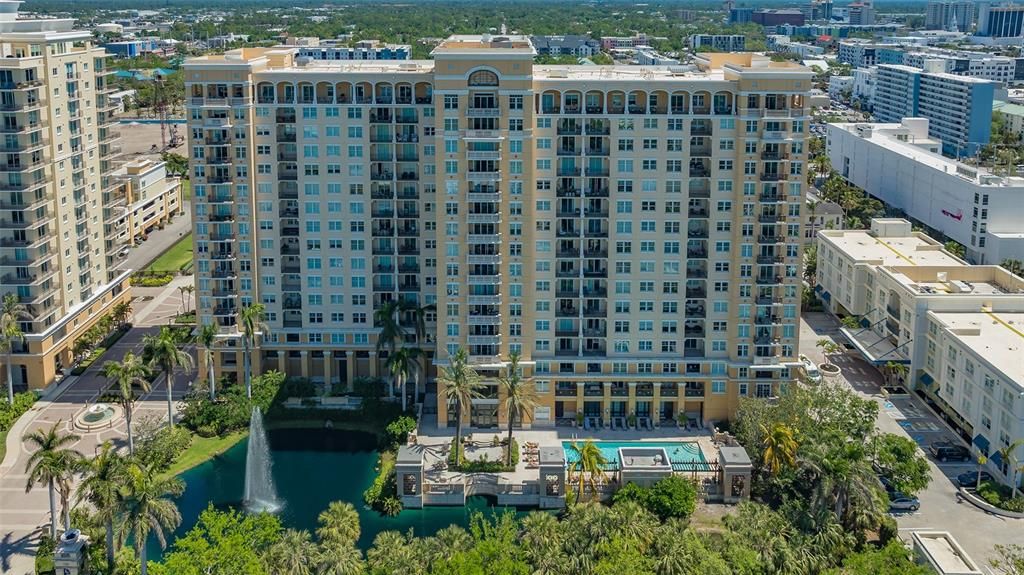 For Sale: $519,500 (2 beds, 2 baths, 1200 Square Feet)