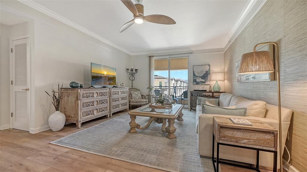 For Sale: $519,500 (2 beds, 2 baths, 1200 Square Feet)