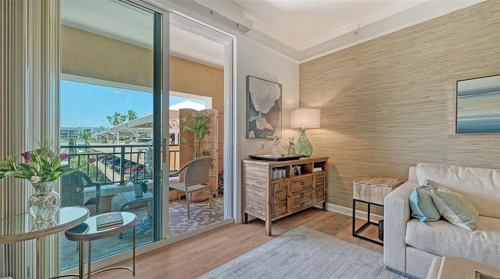 For Sale: $519,500 (2 beds, 2 baths, 1200 Square Feet)