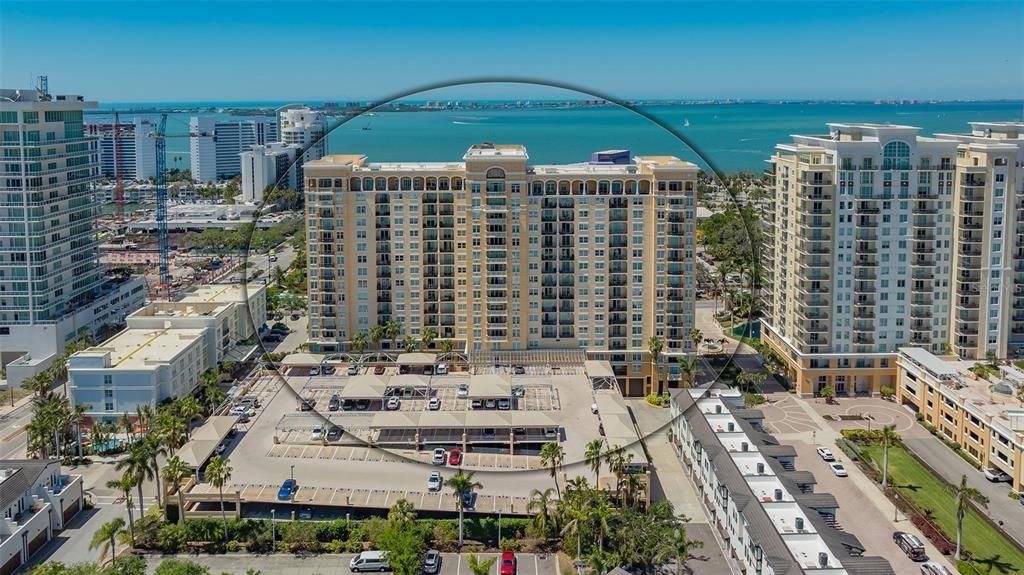 For Sale: $519,500 (2 beds, 2 baths, 1200 Square Feet)