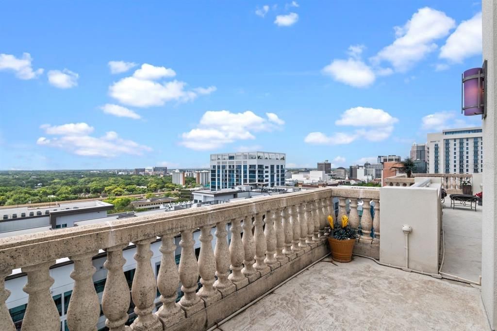 En Venta: $3,600,000 (3 camas, 3 baños, 4244 Pies cuadrados)