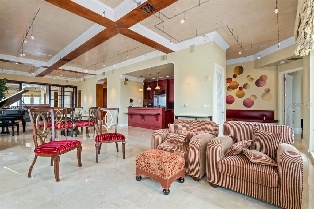 En Venta: $3,600,000 (3 camas, 3 baños, 4244 Pies cuadrados)