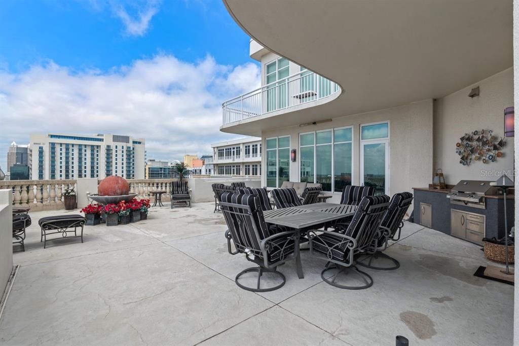 En Venta: $3,600,000 (3 camas, 3 baños, 4244 Pies cuadrados)