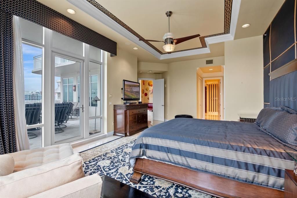 En Venta: $3,600,000 (3 camas, 3 baños, 4244 Pies cuadrados)