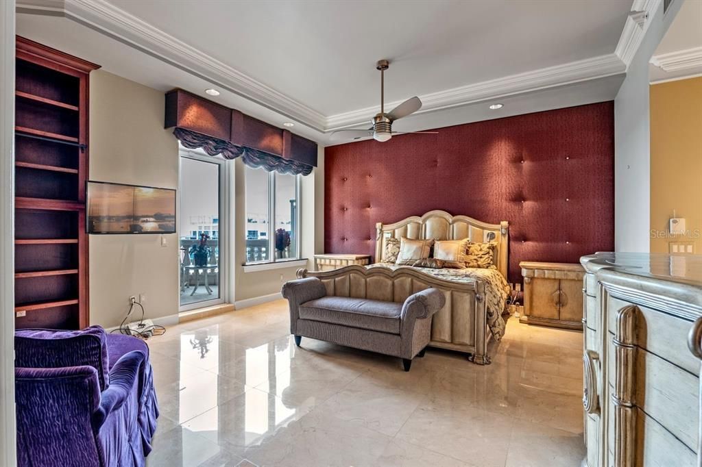 En Venta: $3,600,000 (3 camas, 3 baños, 4244 Pies cuadrados)