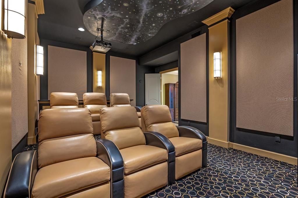 En Venta: $3,600,000 (3 camas, 3 baños, 4244 Pies cuadrados)