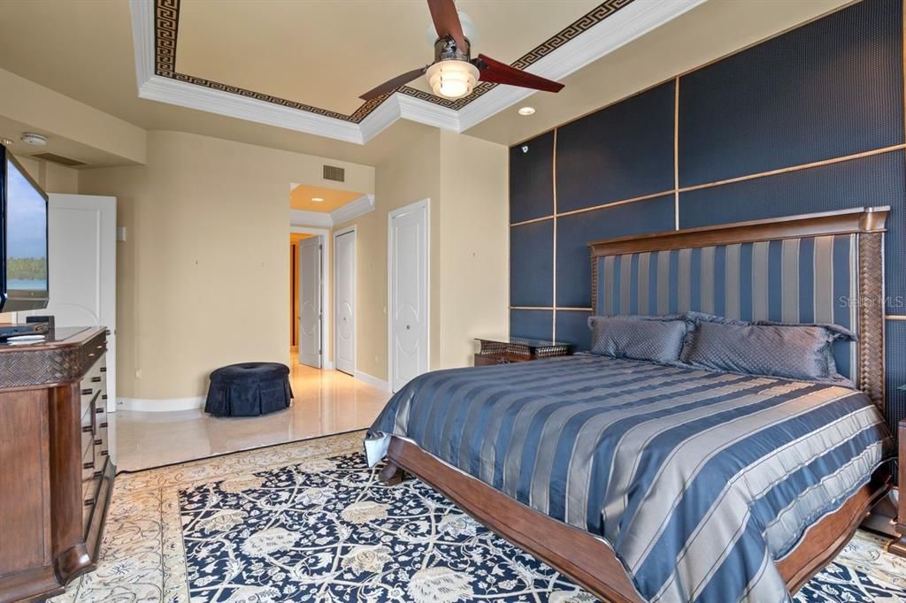 En Venta: $3,600,000 (3 camas, 3 baños, 4244 Pies cuadrados)