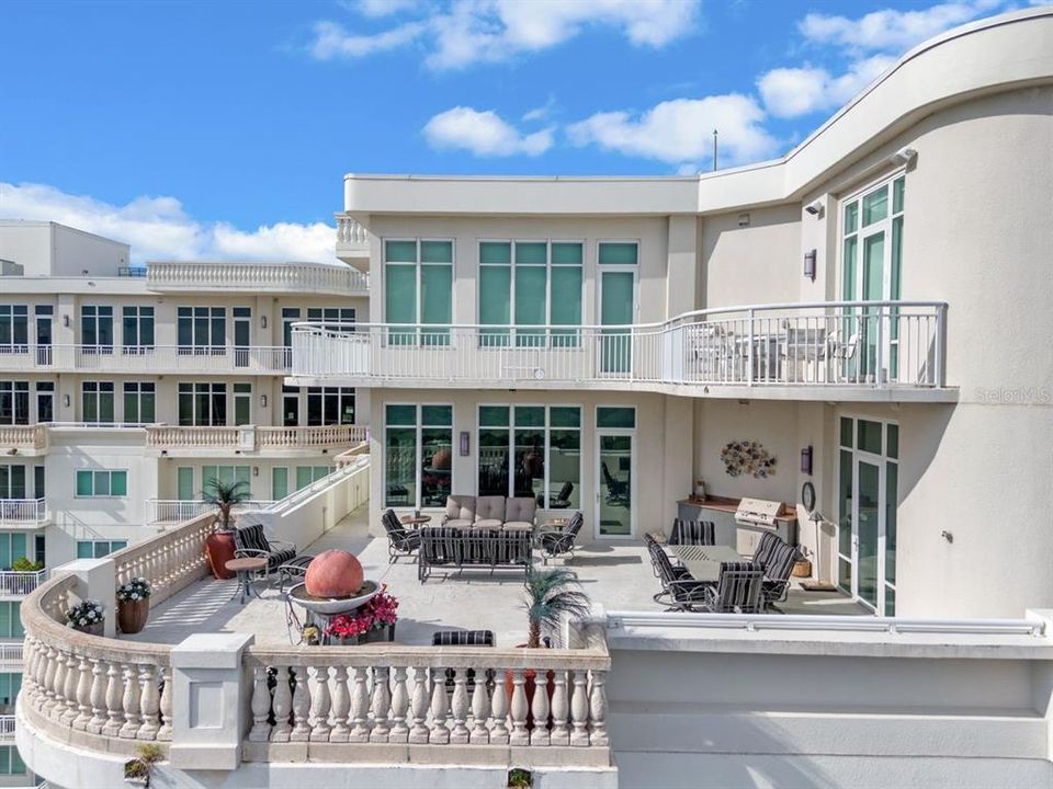 En Venta: $3,600,000 (3 camas, 3 baños, 4244 Pies cuadrados)