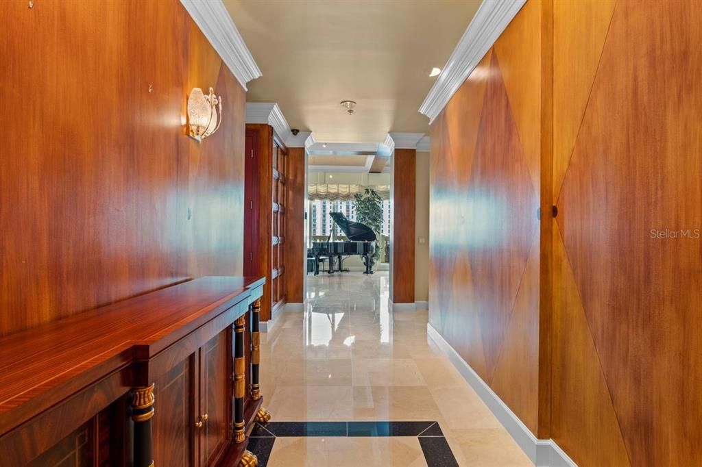 En Venta: $3,600,000 (3 camas, 3 baños, 4244 Pies cuadrados)