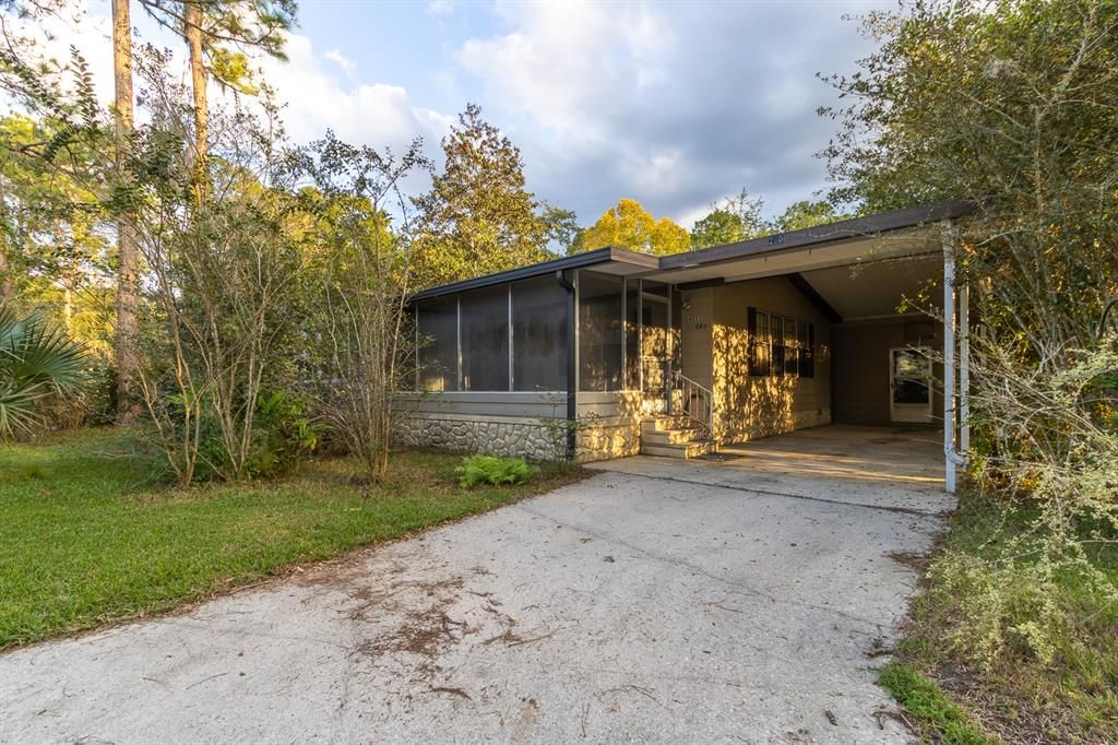 For Sale: $165,000 (2 beds, 2 baths, 1640 Square Feet)